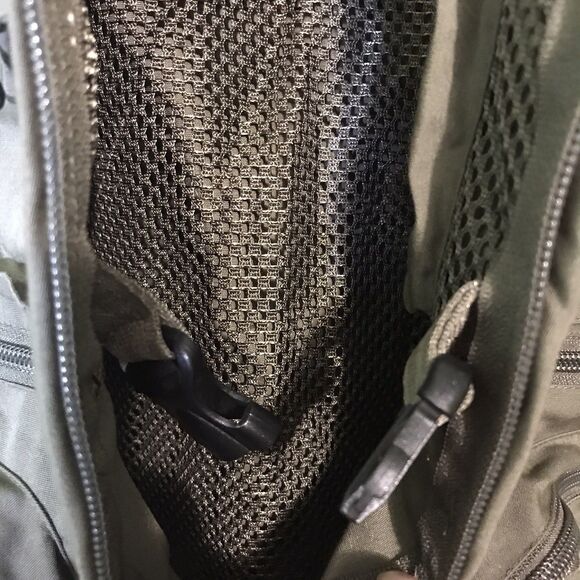 Field & Stream 20 Pocket Outdoor Utility Vest Men's M Fly Fishing Hiking Hunting - Picture 9 of 13